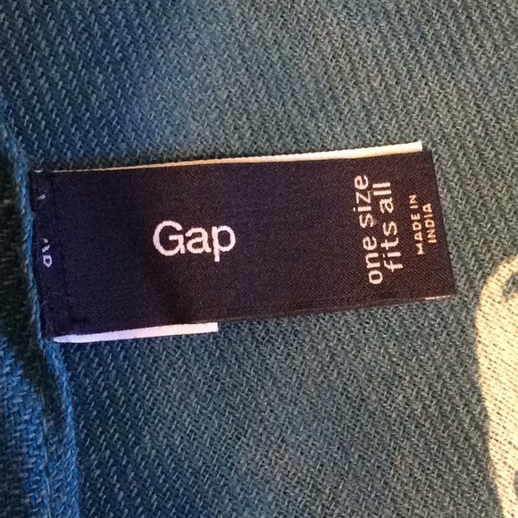 🦋Beautiful extra large scarf, teal/gray from GAP - Picture 4 of 5
